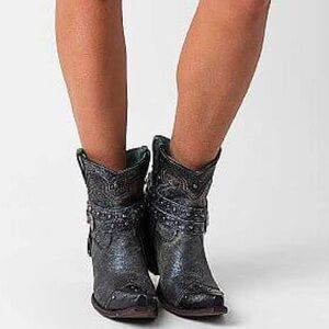 Corral Size 8.5M Vintage Fringe Harness Buckle Shortie Snip Toe Cowboy Boots